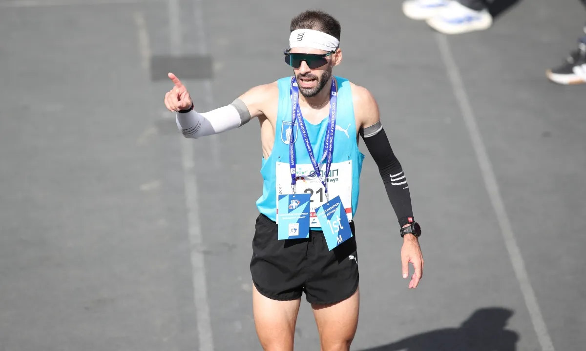 Αυθεντικός Μαραθώνιος Αθήνας: Θρίαμβος του Παναγιώτη Καραΐσκου με χρόνο 2:20:10
