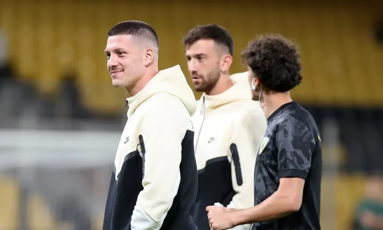 ΑΕΚ – Σάμροκ Ρόβερς: Σούπερ έκπληξη από Νίκολιτς στην 11άδα