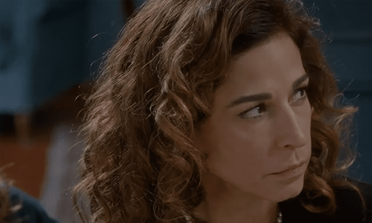 Άγιος Έρωτας επόμενα επεισόδια: Η Χριστίνα δέχεται επίθεση στις φυλακές!