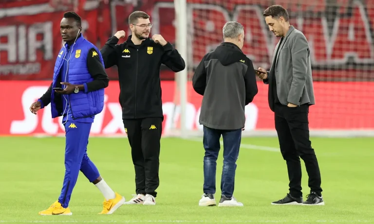 Ολυμπιακός – Αρης: Mε 11άδα ανάγκης και Μορόν!