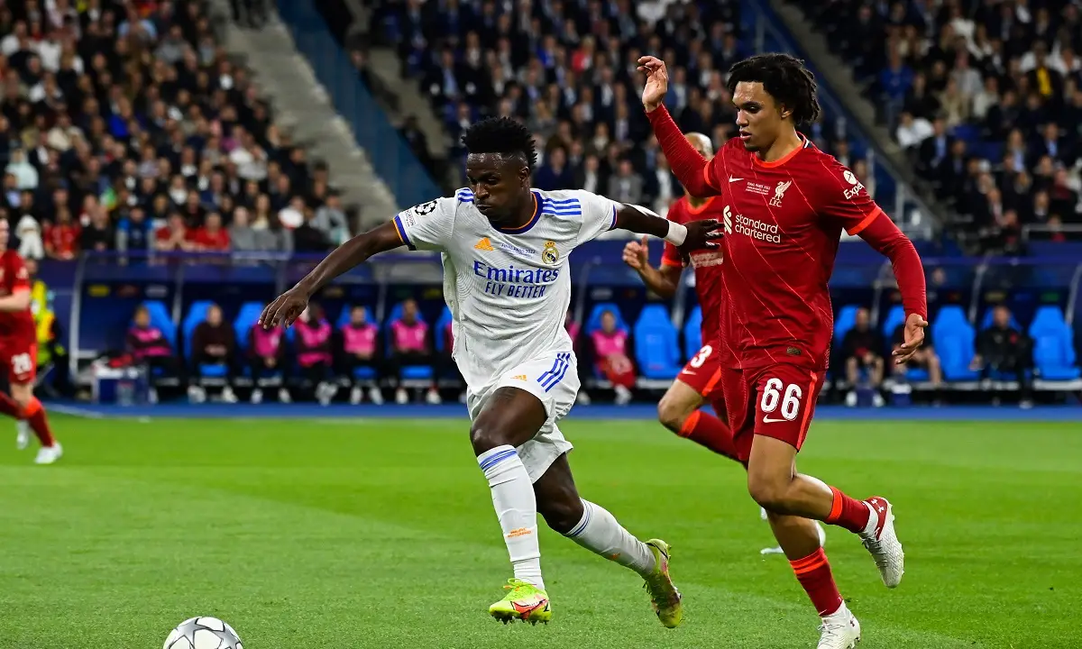 Ο Τρεντ Αλεξάντερ Άρνολντ επέστρεψε στο Άνφιλντ