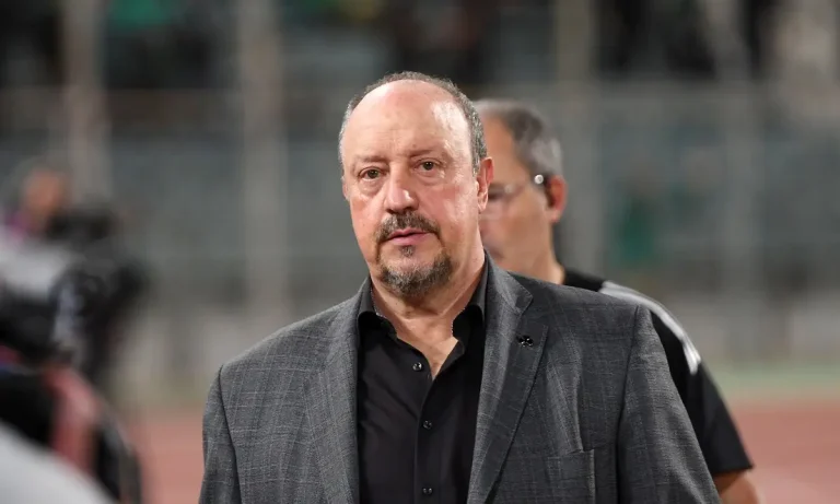 Στη διάθεση του Μπενίτεθ οι δύο μπακ… του Λεβαδειακού!