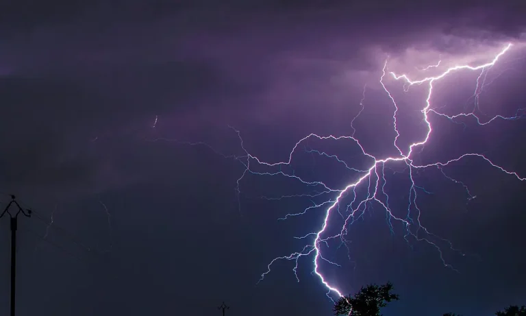 Καιρός: Νέο έκτακτο δελτίο της ΕΜΥ: Ισχυρές βροχές και καταιγίδες το τριήμερο!