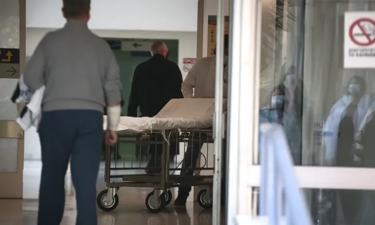 Συμβαίνει Τώρα: ΣΟΚ και δέος στην Εφημερία του Γεννηματάς – Ούτε στο Κίεβο τέτοιες συνθήκες (βίντεο)