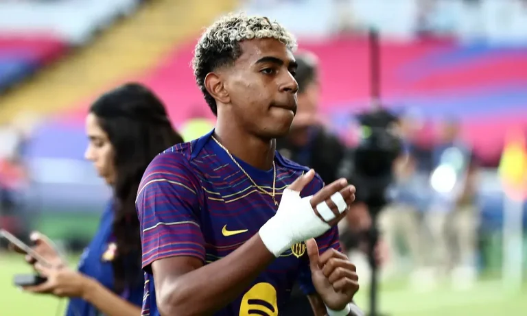 Ο Ζόρζε Μέντες τοποθετήθηκε για τον Λαμίν Γιαμάλ