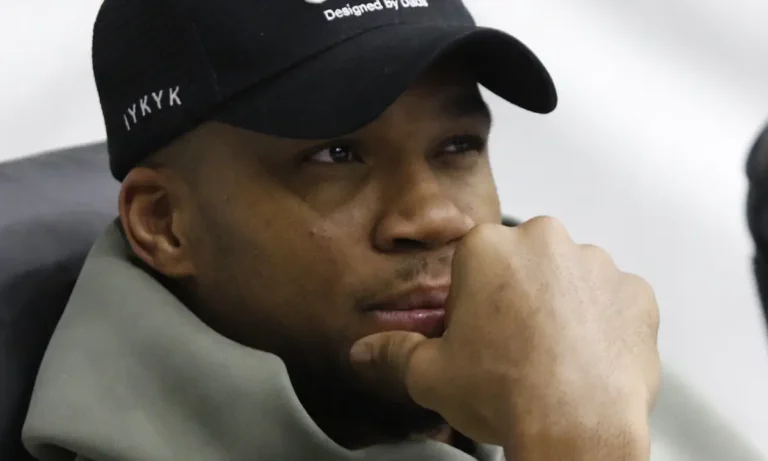 Γιατί η μικρή απουσία του Γιάννη μοιάζει τελικά σαν καλό νέο για τους Μπακς