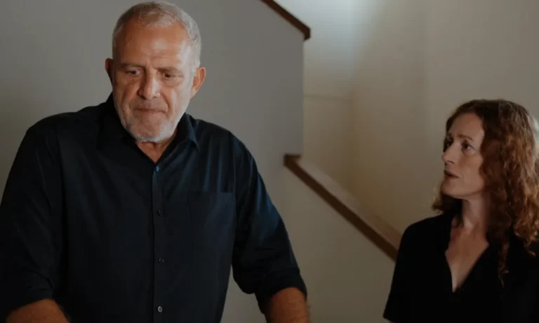 Η Γη της Ελιάς επόμενα επεισόδια : Αντώνης και Στάθης έρχονται στα χέρια για το μωρό της Ερωφίλης – Η Μαργαρίτα παγώνει με την εξαφάνιση της Φιλιώς