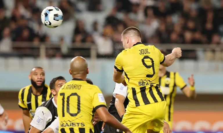 Ποδόσφαιρο: Η ΑΕΚ μοιάζει απροστάτευτη και το θέμα είναι τι κάνει στην πράξη γι’ αυτό