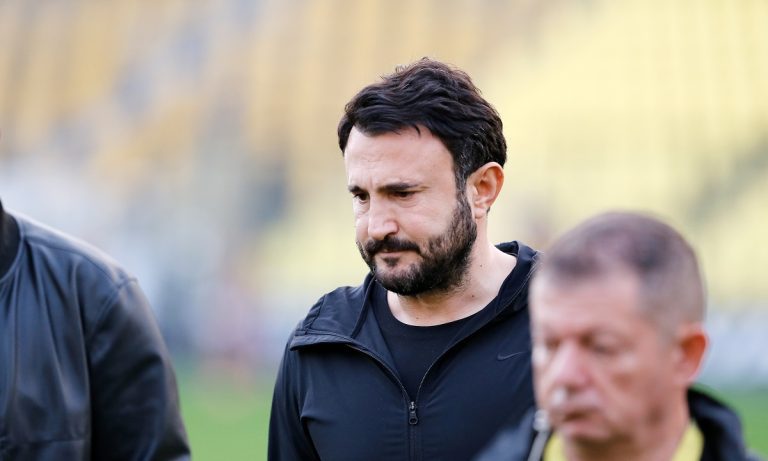 Άρης: Πήρε τρεις και… δεν έχει κανέναν!