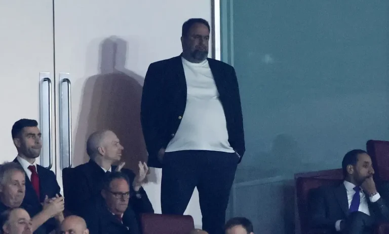 FA κατά της Κρίσταλ Πάλας για προσβλητικό πανό κατά του Βαγγέλη Μαρινάκη