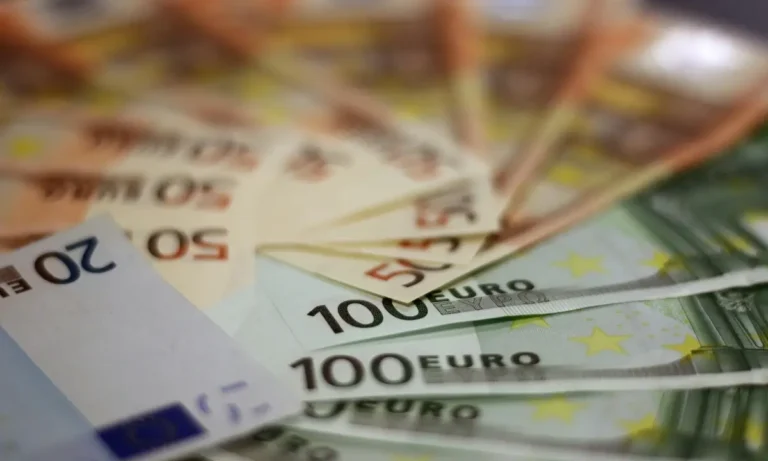 Συντάξεις Ιανουαρίου 2026: Πληρωμές νωρίτερα λόγω Χριστουγέννων!