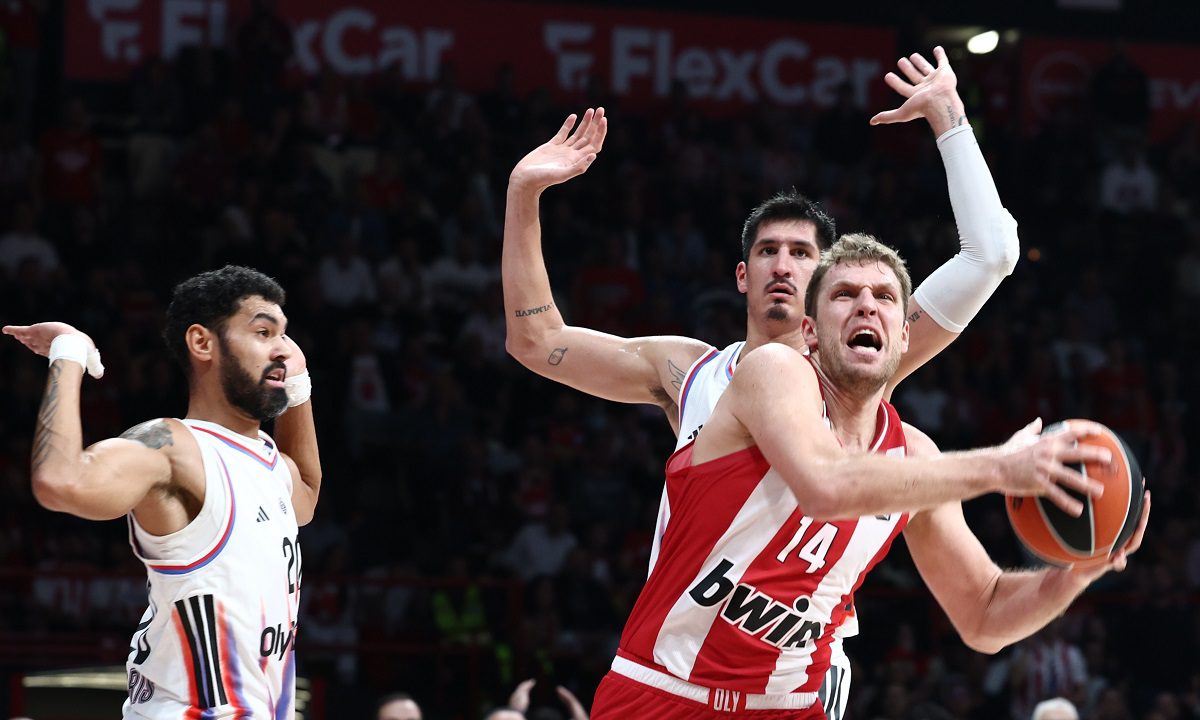 Ο Βεζένκοφ έχει θέμα και πλέον δεν κρύβεται