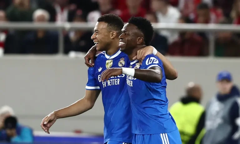 Η αγκαλιά Αλόνσο – Βινίσιους μετά τις φήμες για ρήξη