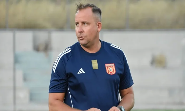 Ο Χαντές κρατά χαμηλούς τόνους πριν το ντέρμπι της Κυριακής