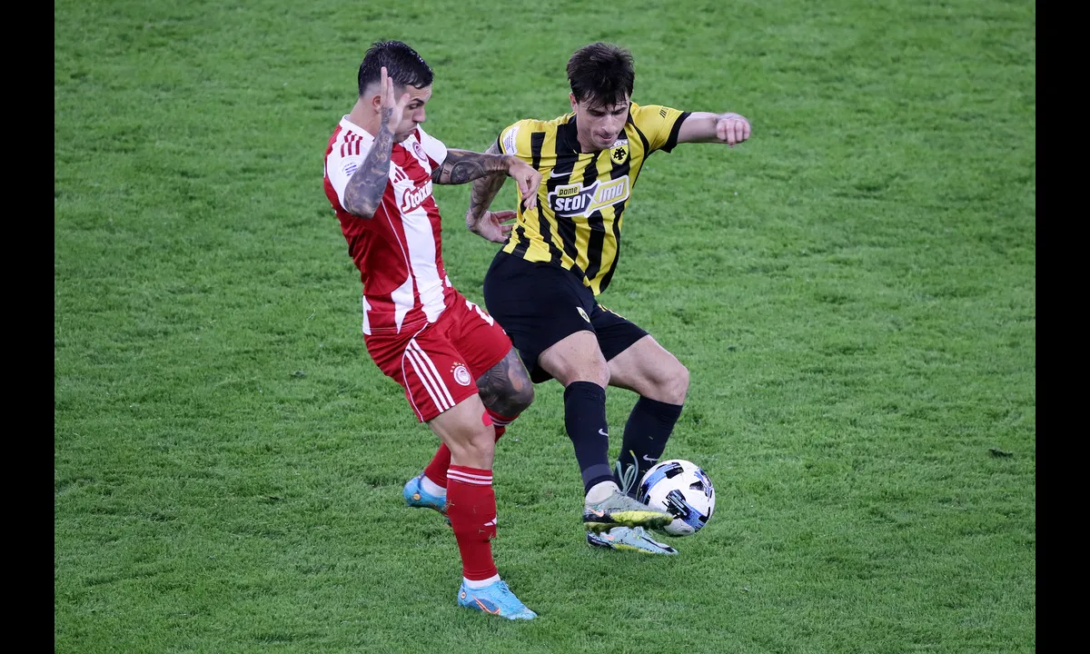 Ολυμπιακός VS ΑΕΚ: Γιατί ο Ολυμπιακός έχει 1.65 και η ΑΕΚ 4.00 απόδοση ενώ προηγείται για να σηκώσουν την Super League