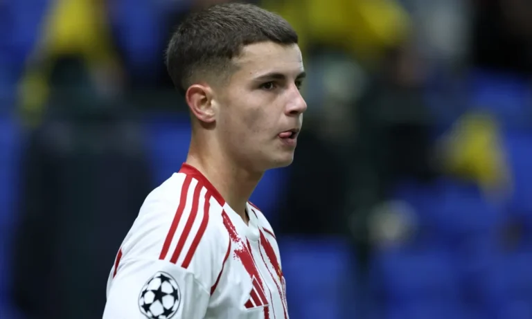 Ποδόσφαιρο: Ολυμπιακός – Χρήστος Μουζακίτης : Δικαιολογεί τα εκατομμύρια γύρω από το όνομά του ο παίκτης του Ολυμπιακού – Πως το «γύρισε» μέσα στη σεζόν και «εξαφάνισε» τον Γκαρσία