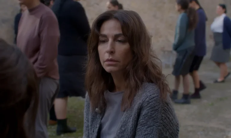 Άγιος Έρωτας επόμενα επεισόδια: Η Χλόη ζει στιγμές αγωνίας – Ο Νικόλαος στο στόχαστρο, η Δέσποινα ετοιμάζει εκδίκηση