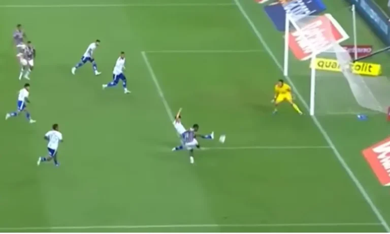 Ποδόσφαιρο: Ολυμπιακός μεταγραφές: Είπαν στον Αρίας για τον Ολυμπιακό και τρελάθηκε