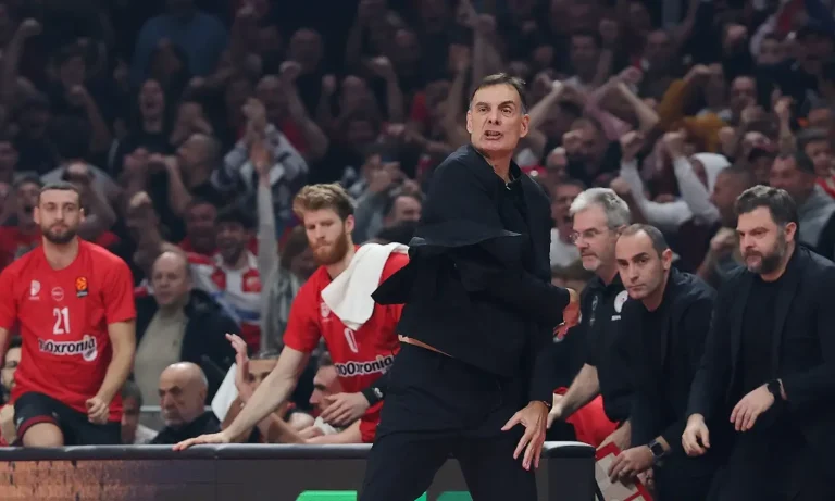 Μπάσκετ: Στοπ Μπαρτζώκα σε νέους γκαρντ και ψήφος εμπιστοσύνης σε Γουόκαπ