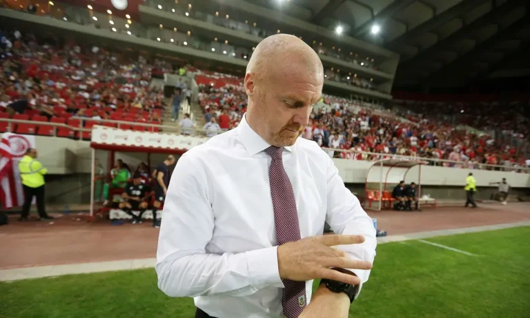 Ποδόσφαιρο: Νότιγχαμ Φόρεστ: Ο Σον Ντάις ξεπέρασε τον Ποστέκογλου και σταθεροποίησε την ομάδα