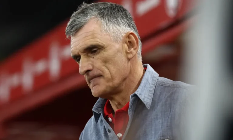 Ποδόσφαιρο: Ολυμπιακός : Η πρώτη φορά που ο Μεντιλίμπαρ σκέφτηκε να κόψει τα ρεπό…