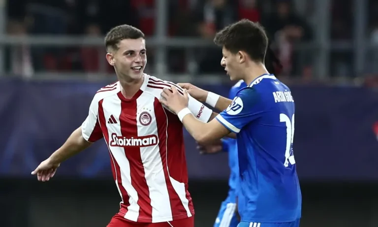 Ποδόσφαιρο: Ποδόσφαιρο: Αν κάνει 90 εκατ. δολάρια ο Άρντα Γκιουλέρ, ο Χρήστος Μουζακίτης πόσα κάνει;