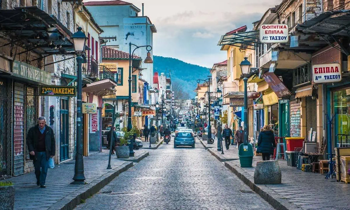 Άρχισαν να διαφημίζουν τις «ευτυχισμένες» φυλακές του μέλλοντος – Τα Γιάννενα παρουσιάζονται ως πόλη των 15 λεπτών!