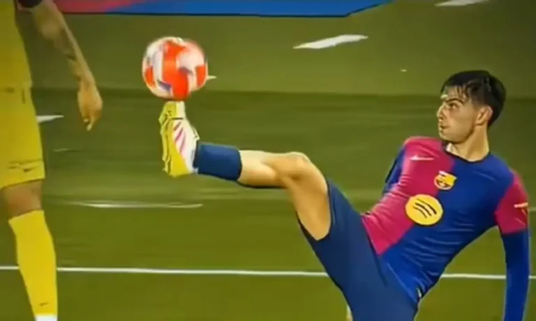 Όταν ο Πέδρι έκανε το τέλειο κοντρόλ που ακόμα και ο αντίπαλός του σταμάτησε να τον μαρκάρει για να χαζέψει