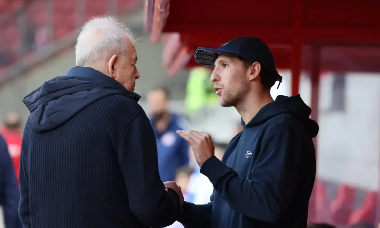 Ποδόσφαιρο: Ολυμπιακός: Ο Παναγιώτης Ρέτσος δεν προλαβαίνει αλλά είδε και έπαθε να τον πείσει ο Μεντιλίμπαρ