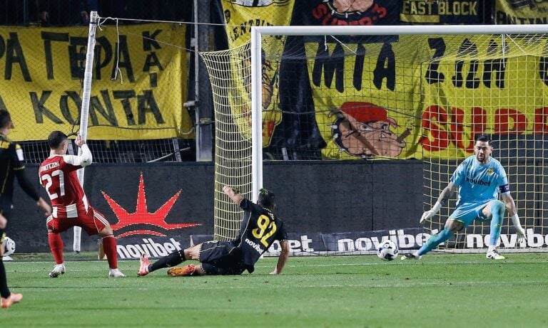 Ποδόσφαιρο: Ολυμπιακός live: 0-0 στο ημίχρονο με τον Άρη και έχει βάλει δύο (2) γκολ στο πρώτο ημίωρο o Ολυμπιακός σε όλο το πρωτάθλημα