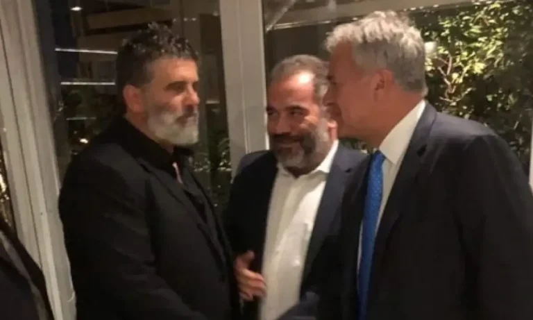 Κοινωνία: Σκάνδαλο ΟΠΕΚΕΠΕ: Ραγδαίες εξελίξεις με τη σύλληψη του αγροτοσυνδικαλιστή Μύρωνα Χιλετζάκη – Ο Αυγενάκης τον εκθείαζε ως υπόδειγμα ηθικής