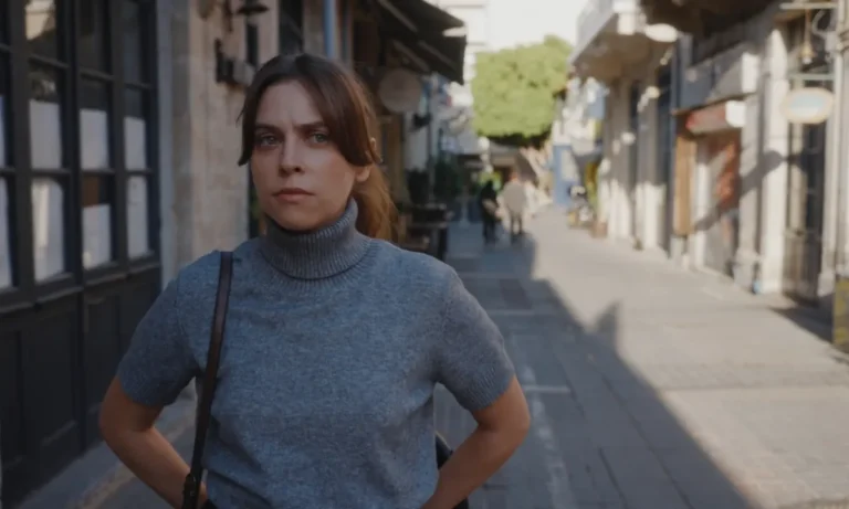 Γη της Ελιάς επόμενα επεισόδια: Η Χριστιάνα «τελειώνει» τον εκβιαστή – Καταιγιστικές αποκαλύψεις και νέο ξύλο στη Μάνη