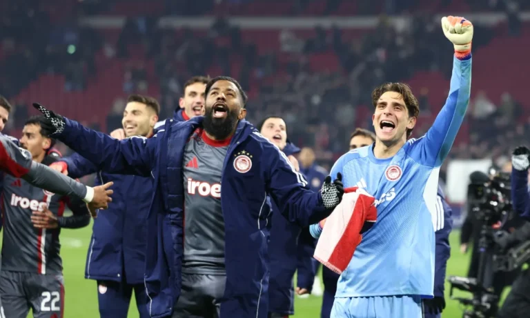 Ποδόσφαιρο: Ολυμπιακός: Νίκη-χρυσάφι στο Άμστερνταμ – Πάνω από 40 εκατ. ευρώ εγγυημένα από την UEFA