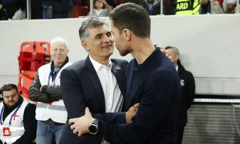 Οι παλιοί και η γκρίνια τους στη Ρεάλ έφαγαν τον Αλόνσο