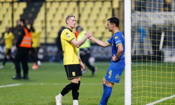 Ποδόσφαιρο: Άρης – Παναιτωλικός 2-0: Πρόκριση και ραντεβού με Παναθηναϊκό