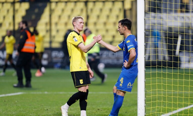 Ποδόσφαιρο: Άρης – Παναιτωλικός 2-0: Πρόκριση και ραντεβού με Παναθηναϊκό