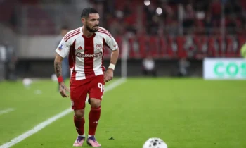 Ποδόσφαιρο: Με σπόντα για τον… Ολυμπιακό η ανακοίνωση της Ναντ για τον Καμπελά