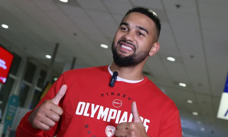 Μπάσκετ: Τι έκανε ο Κόρι Τζόσεφ στο πρώτο του παιχνίδι με τον Ολυμπιακό