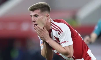 Ποδόσφαιρο: Ολυμπιακός νέα: Καταστροφικός ο αλγόριμος και το ενδιαφέρον Μπράιτον για Κοστίνια