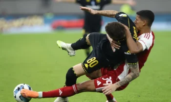 Ποδόσφαιρο: Ολυμπιακός: Με Μάνσα και Καλογερόπουλο στα στόπερ στο Περιστέρι