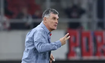 Ποδόσφαιρο: Ολυμπιακός – ΠΑΟΚ 0-2 στο ημίχρονο στο 100ο παιχνίδι του Μεντιλίμπαρ