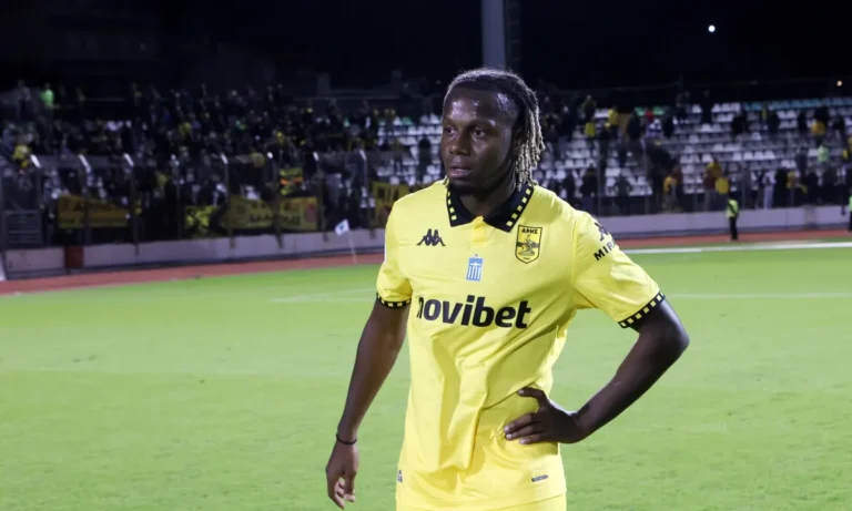 Ποδόσφαιρο: Άρης: Καίει ο αριστερός μπακ – Καθυστερεί ο Μεντίλ, ψάχνει άμεση λύση ο Ρέγες