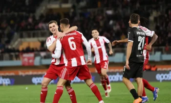 Ποδόσφαιρο: Ολυμπιακός νέα: Τι συνέβη με τον Χρήστο Μουζακίτη και δεν παίζει στο Περιστέρι – Νέο πρόβλημα