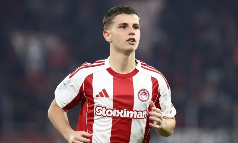 Ποδόσφαιρο: Αύξησε και άλλο ο Ολυμπιακός τα λεφτά που ζητά για Μουζακίτη – Που έφτασε