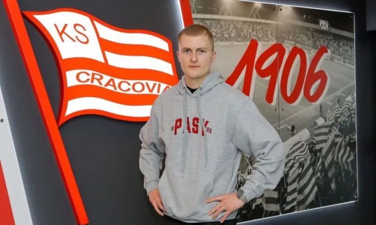 Ποδόσφαιρο: ΑΕΛ Novibet: Μετά το δεξί, κλείνει και αριστερό μπακ!