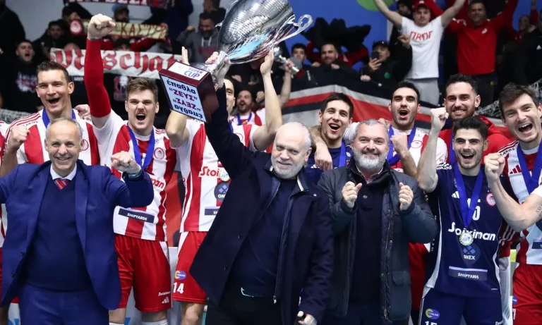 Συγχαρητήρια στην ομάδα βόλεϊ Ανδρών του Ολυμπιακού από την ΠΑΕ