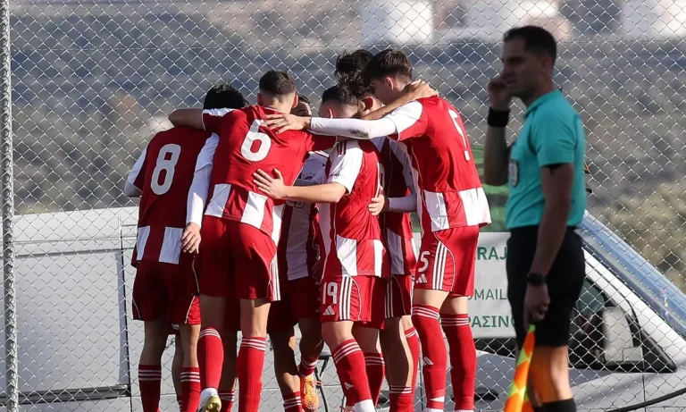 Ποδόσφαιρο: Διπλό χαρακτήρα από την Κ19 του Ολυμπιακού στα Σπάτα