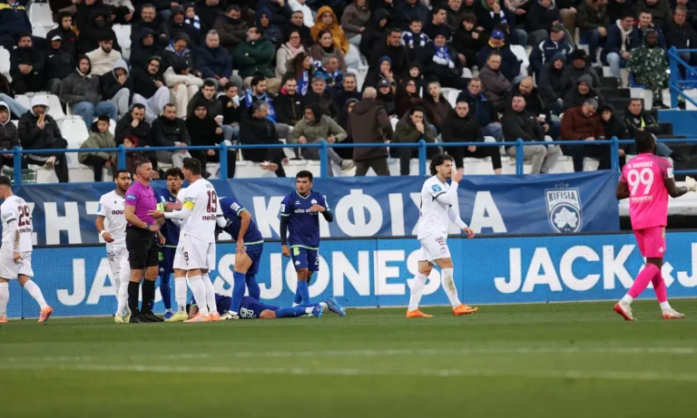 Ποδόσφαιρο: Διαιτησία: Η «καμπάνα» στον Νταβέλη για όσα είπε και τα έγραψε ο Σιδηρόπουλος!