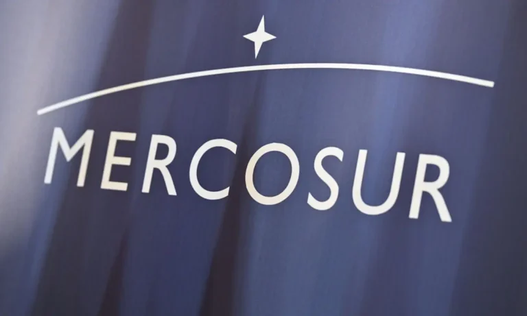 Ελευθέριος Ανδρώνης: Mercosur: Πέρασε η συμφωνία – ταφόπλακα για την αγροτιά – Η ΕΕ ψήφισε την ερήμωση της υπαίθρου και το δηλητήριο στο πιάτο μας