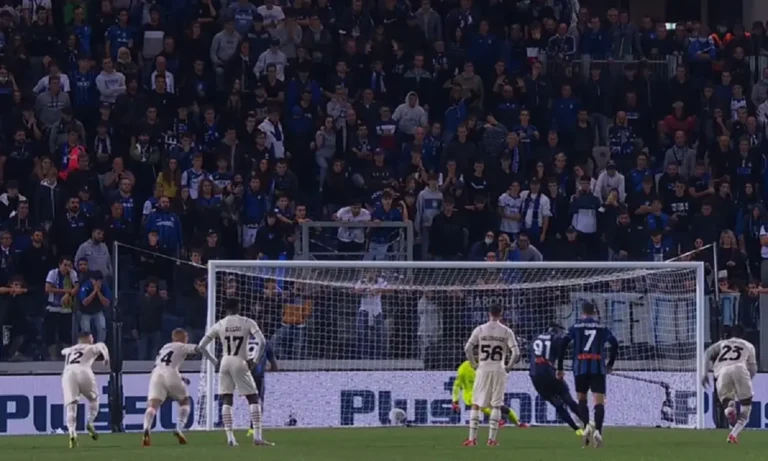 Ποδόσφαιρο: Ποιος είναι ο Ζαπάτα που συνδέεται με Ολυμπιακό